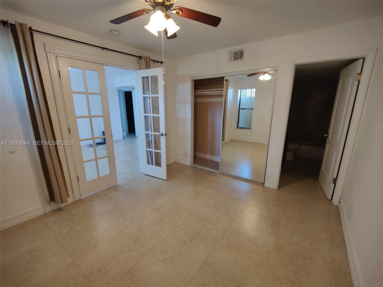 616 Executive Center Dr, Unit 107, West Palm Beach, FL 33401 Photo