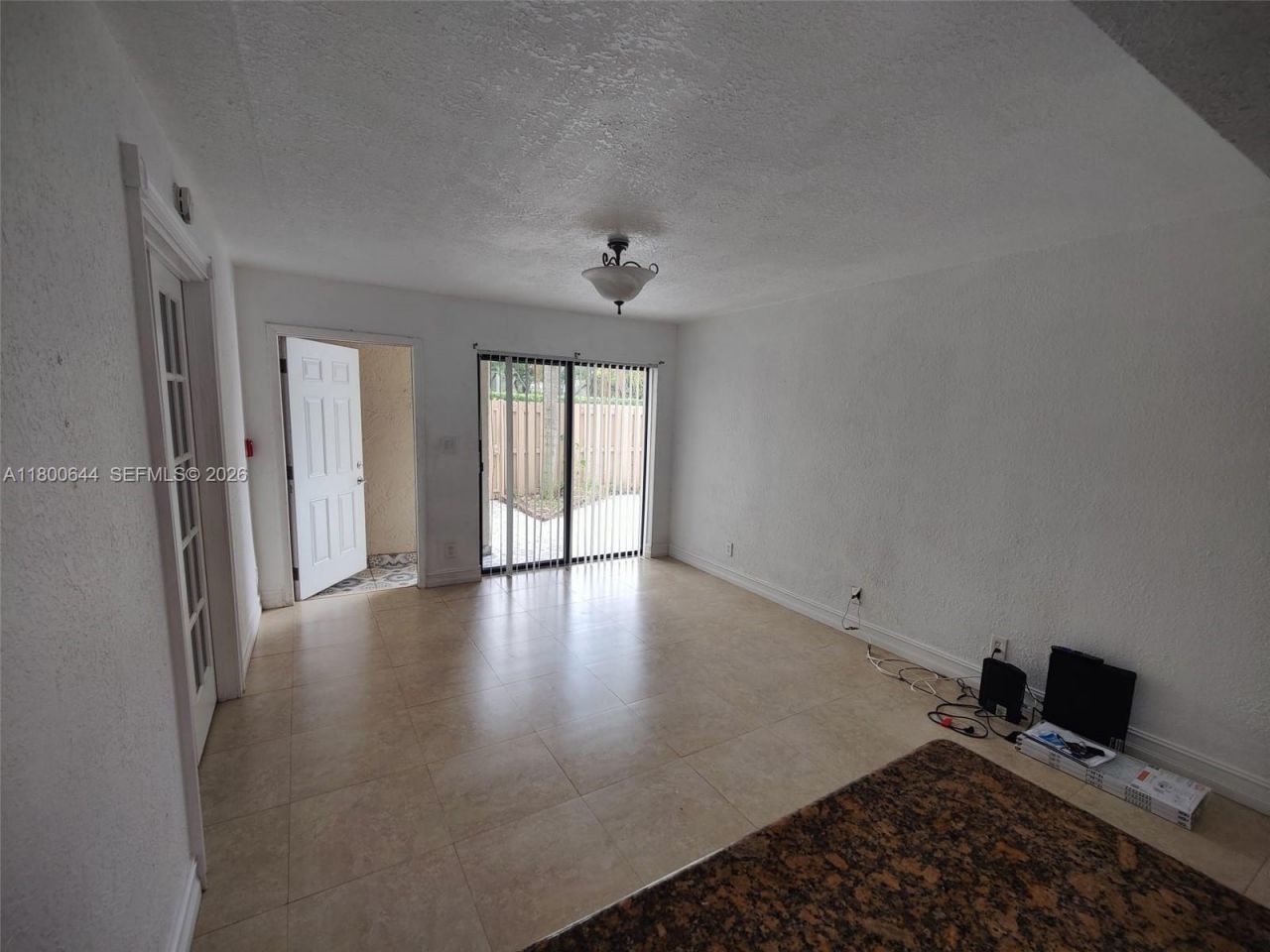 616 Executive Center Dr, Unit 107, West Palm Beach, FL 33401 Photo