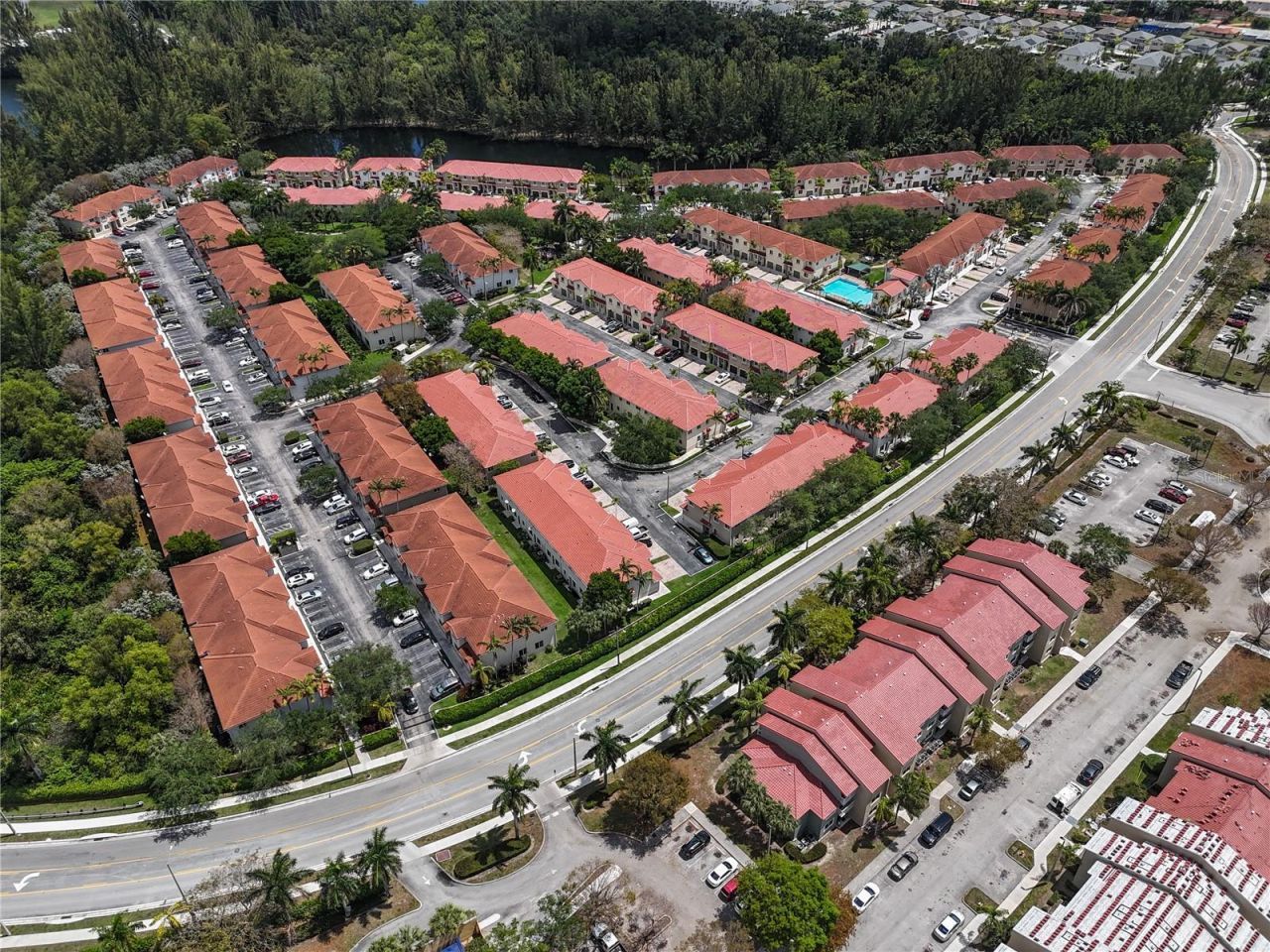 21115 NW 14th Place, Unit 2, Miami, FL 33169 Photo