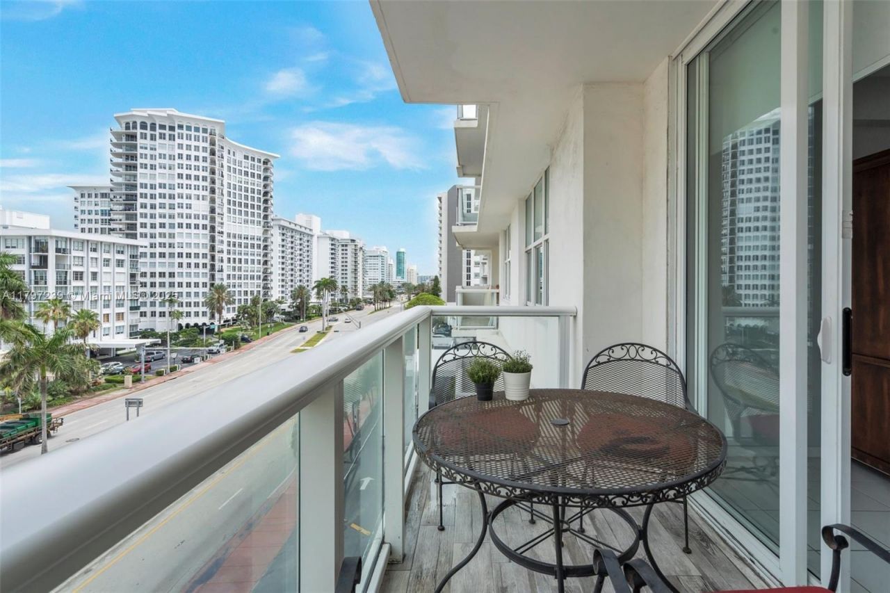 5601 Collins Ave, Unit 615, Miami Beach, FL 33140 Photo