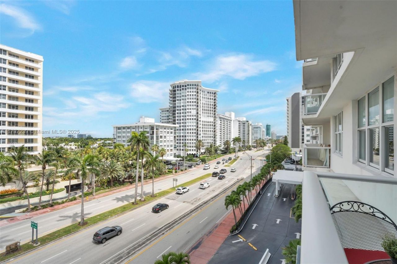 5601 Collins Ave, Unit 615, Miami Beach, FL 33140 Photo