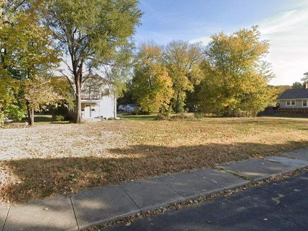 1402 N Broadway Street, Peoria, IL 61606