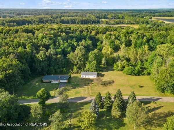15988 Comdon Road, Albion, MI 49224