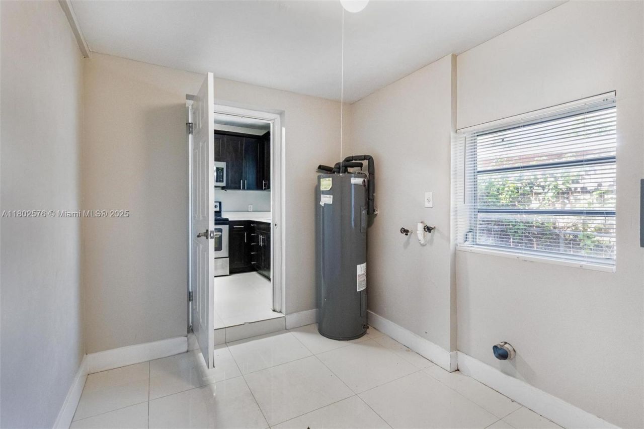 3271 Auburn Blvd, Fort Lauderdale, FL 33312 Photo