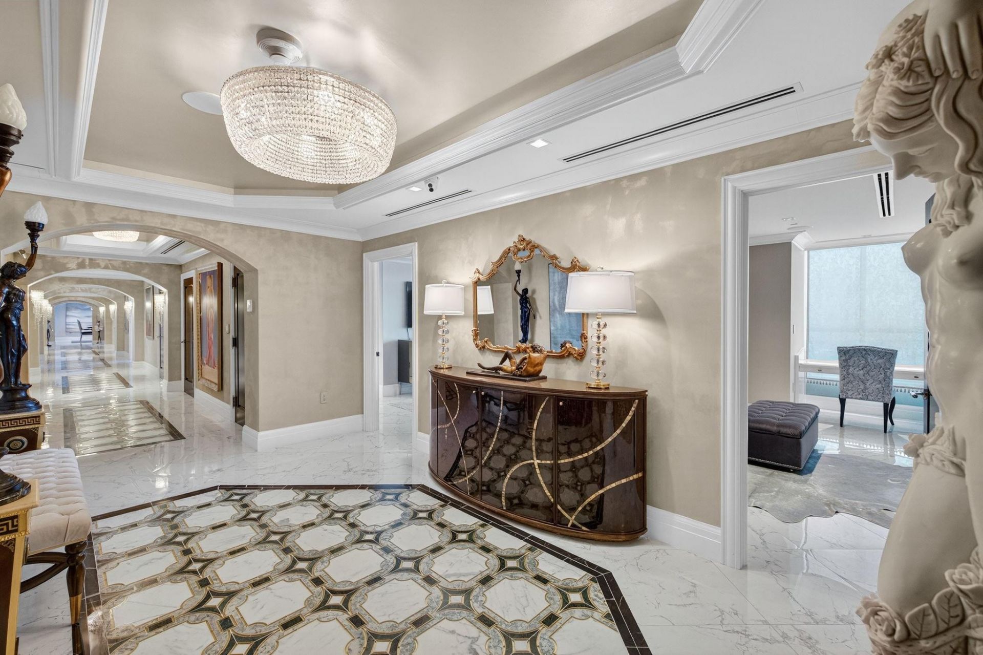 1 N Fort Lauderdale Beach Boulevard, Unit 2203, Fort Lauderdale, FL 33304 Photo