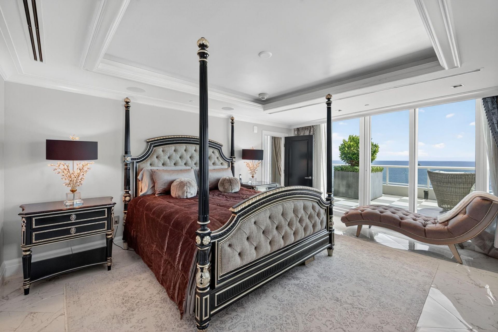 1 N Fort Lauderdale Beach Boulevard, Unit 2203, Fort Lauderdale, FL 33304 Photo