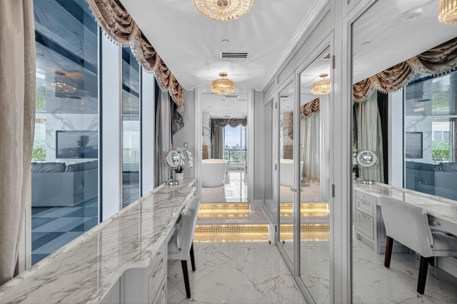 1 N Fort Lauderdale Beach Boulevard, Unit 2203, Fort Lauderdale, FL 33304 Photo