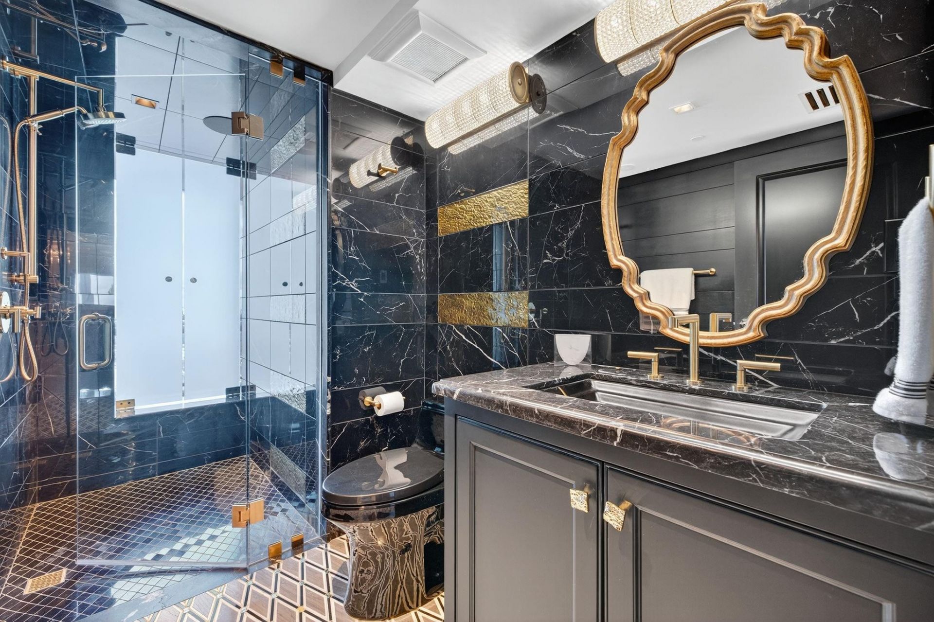 1 N Fort Lauderdale Beach Boulevard, Unit 2203, Fort Lauderdale, FL 33304 Photo