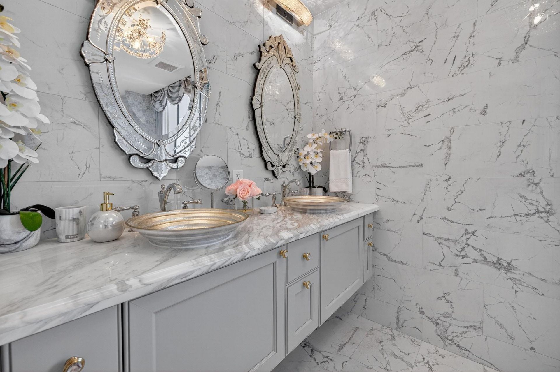 1 N Fort Lauderdale Beach Boulevard, Unit 2203, Fort Lauderdale, FL 33304 Photo