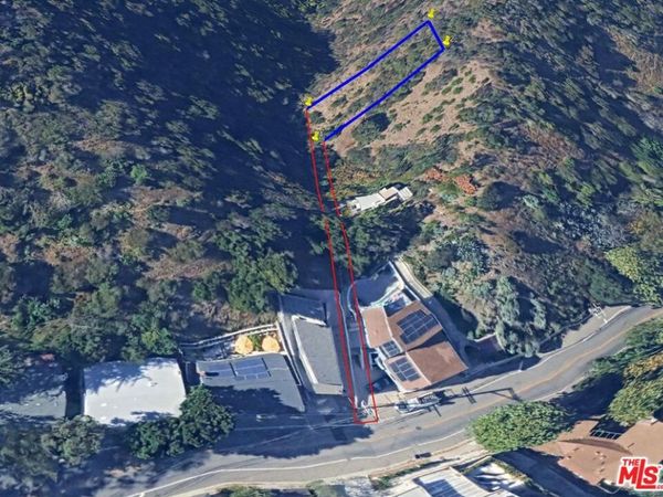 10431 Unknown Street, Los Angeles, CA 90077