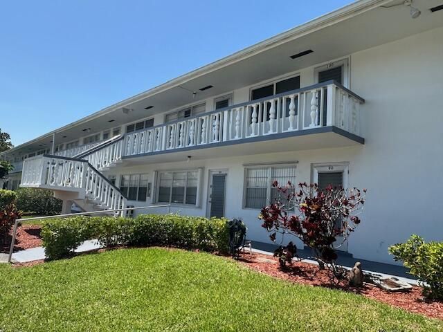 98 E Kingswood E, Unit E, West Palm Beach, FL 33417 Photo