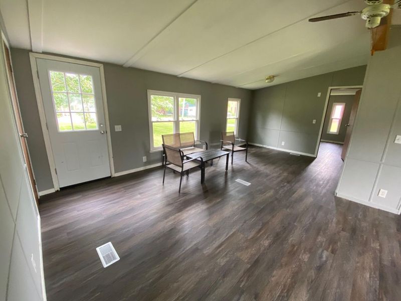 4 S Central Street, Ashley, OH 43003 Photo 6