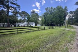 13 Wee Hope Loop photo 4