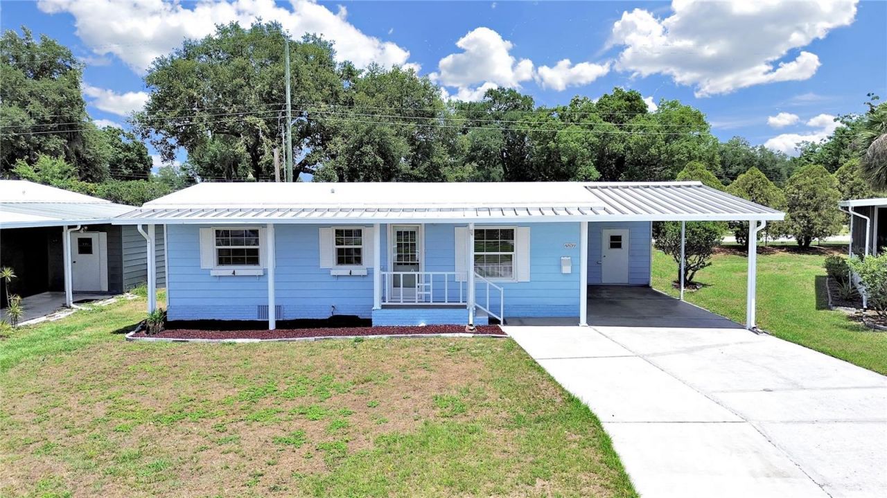 4859 Foxwood Blvd, Lakeland, FL 33810 Main Photo