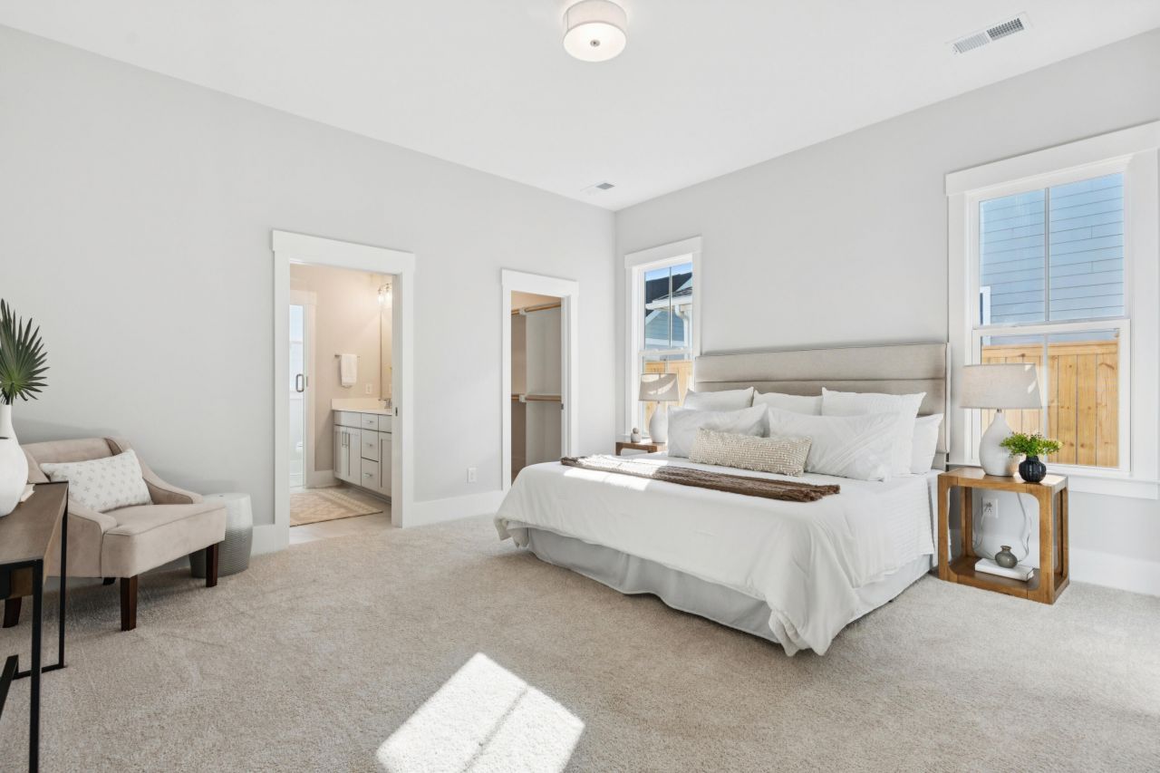 723 Rumbling Leaf Lane Photo 17