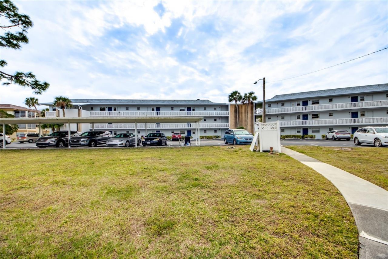 1432 Tropic Terrace, Unit 1432, North Fort Myers, FL 33903 Photo