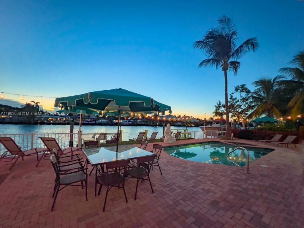 605 S Riverside Dr, Unit 1-5, Pompano Beach, FL 33062 Photo