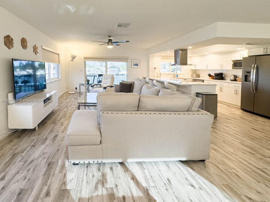 605 S Riverside Dr, Unit 1-5, Pompano Beach, FL 33062 Photo