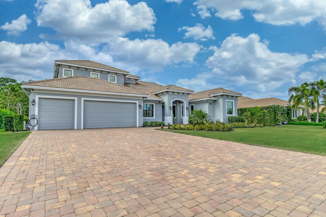 5211 SW Blue Daze Way, Palm City, FL 34990 Photo