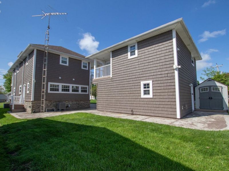 5475 E Mabel Drive, Port Clinton, OH 43452 Photo 6
