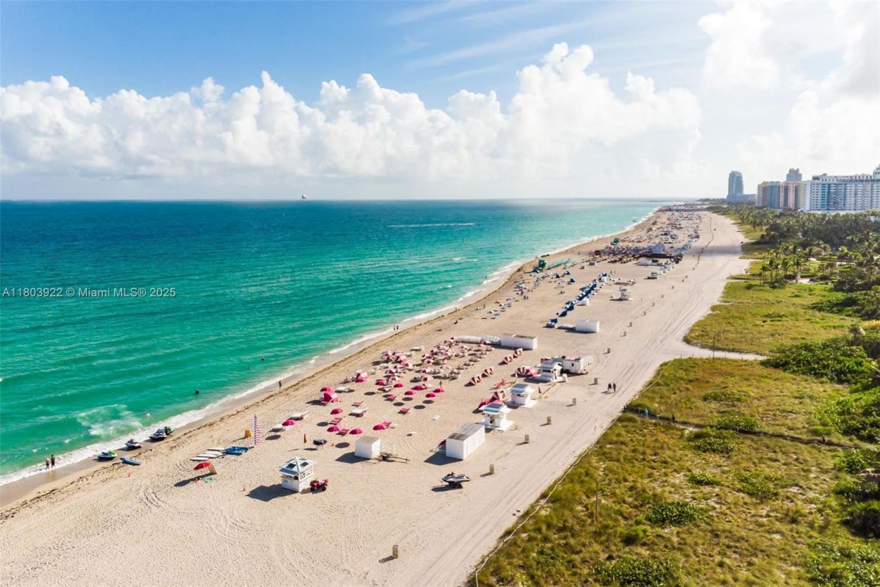 2301 Collins Ave., Unit 727, Miami Beach, FL 33139 Photo