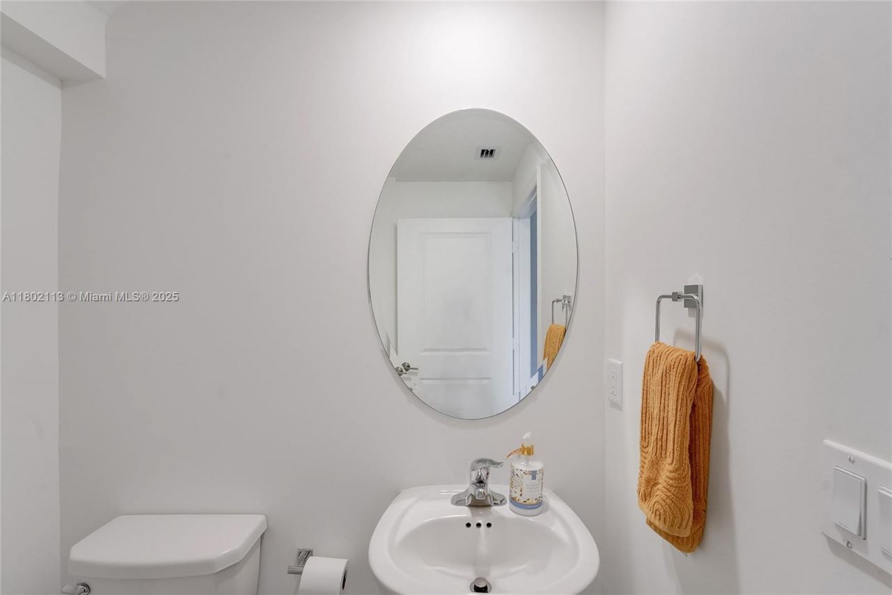 12767 NW 23rd Pl, Miami, FL 33167 Photo