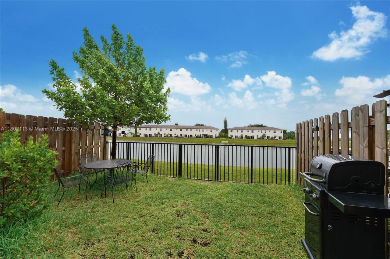 12767 NW 23rd Pl, Miami, FL 33167 Photo