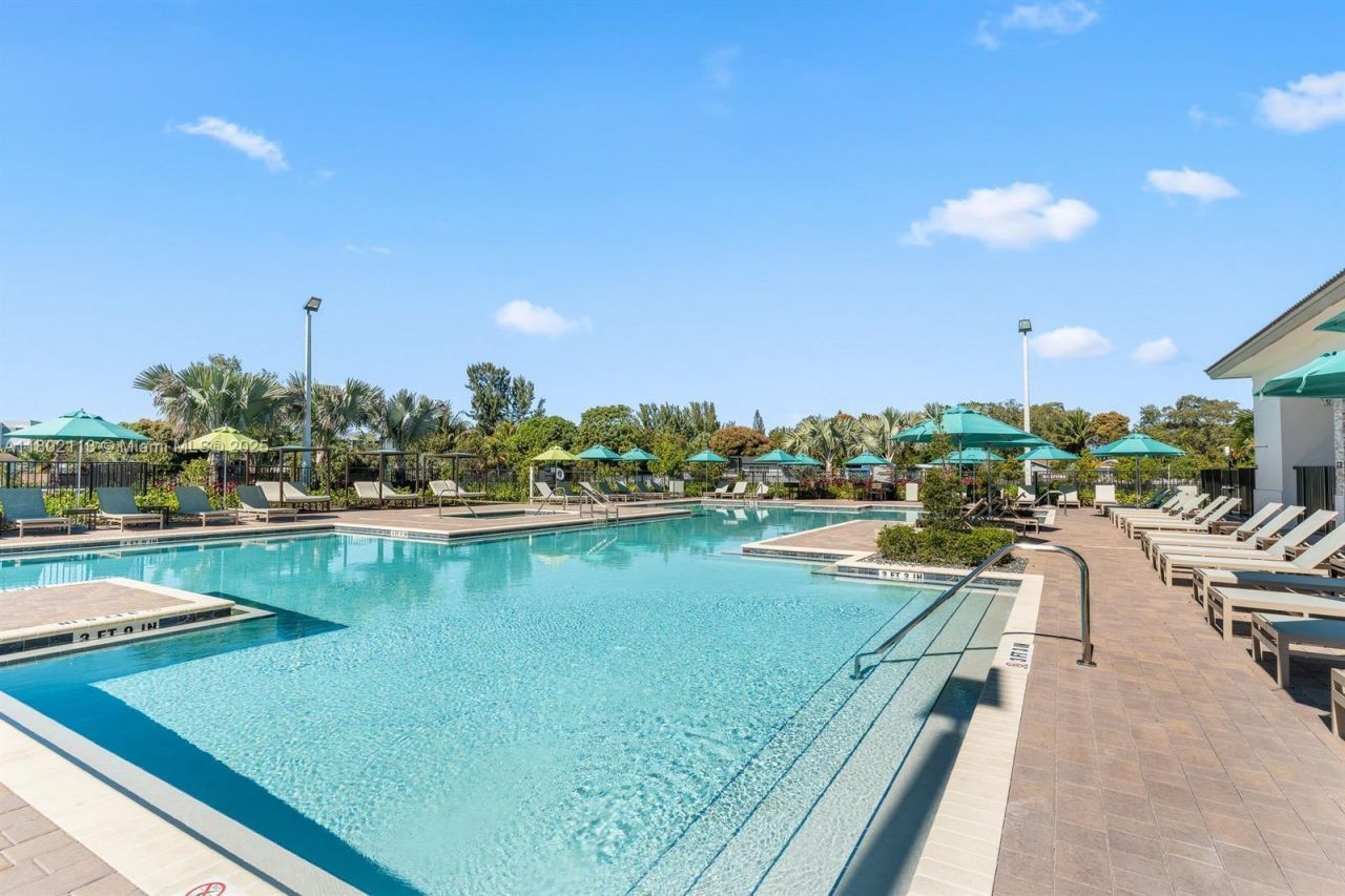 12767 NW 23rd Pl, Miami, FL 33167 Photo