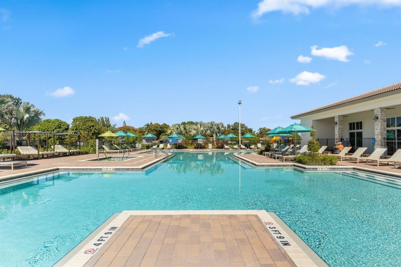 12767 NW 23rd Pl, Miami, FL 33167 Photo