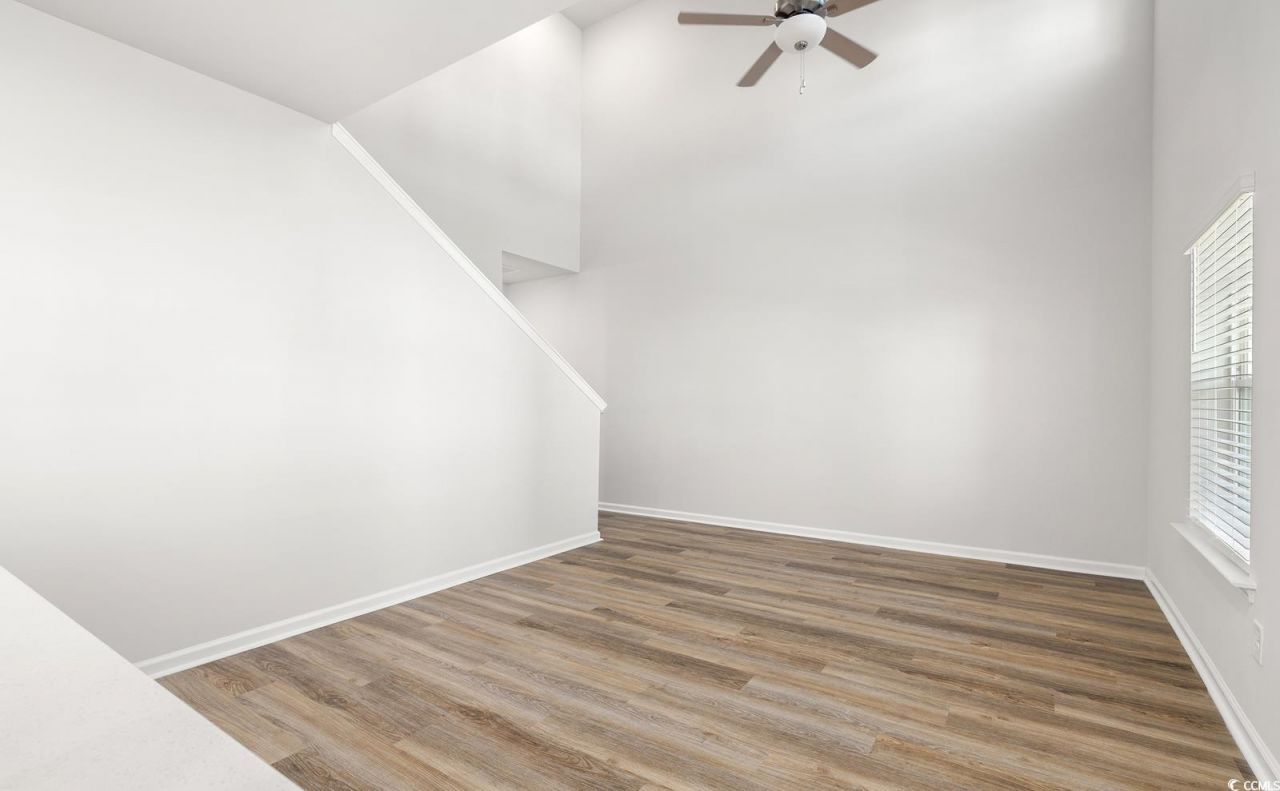 283 Ferretti St. Photo 31