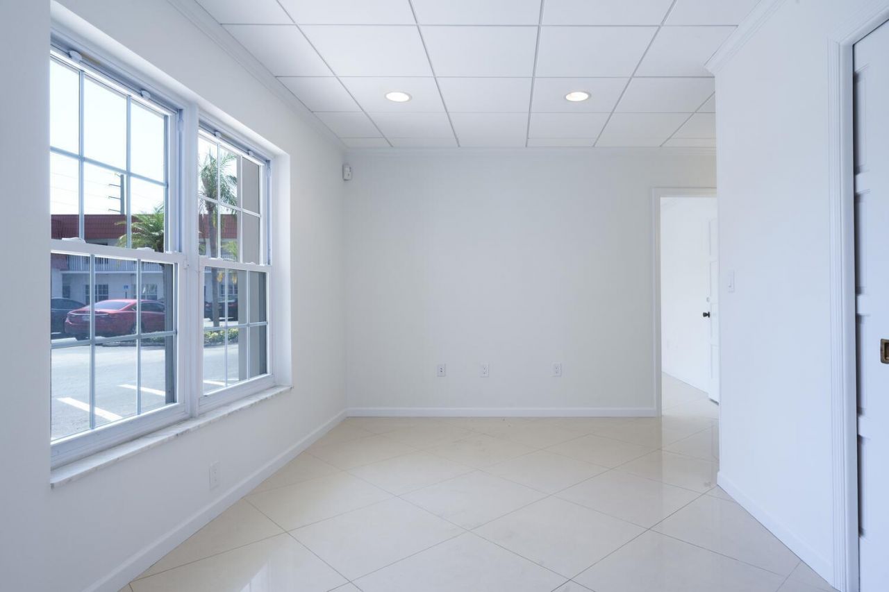 721 Us Highway 1, Unit 116-117, North Palm Beach, FL 33408 Photo