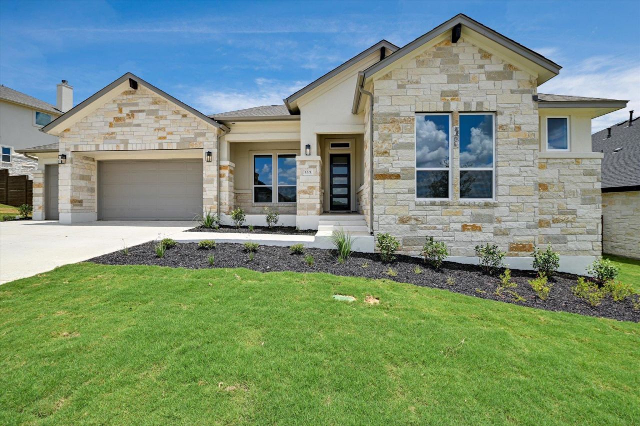 1221 Stormy Dr, Georgetown, TX 78633 Main Photo