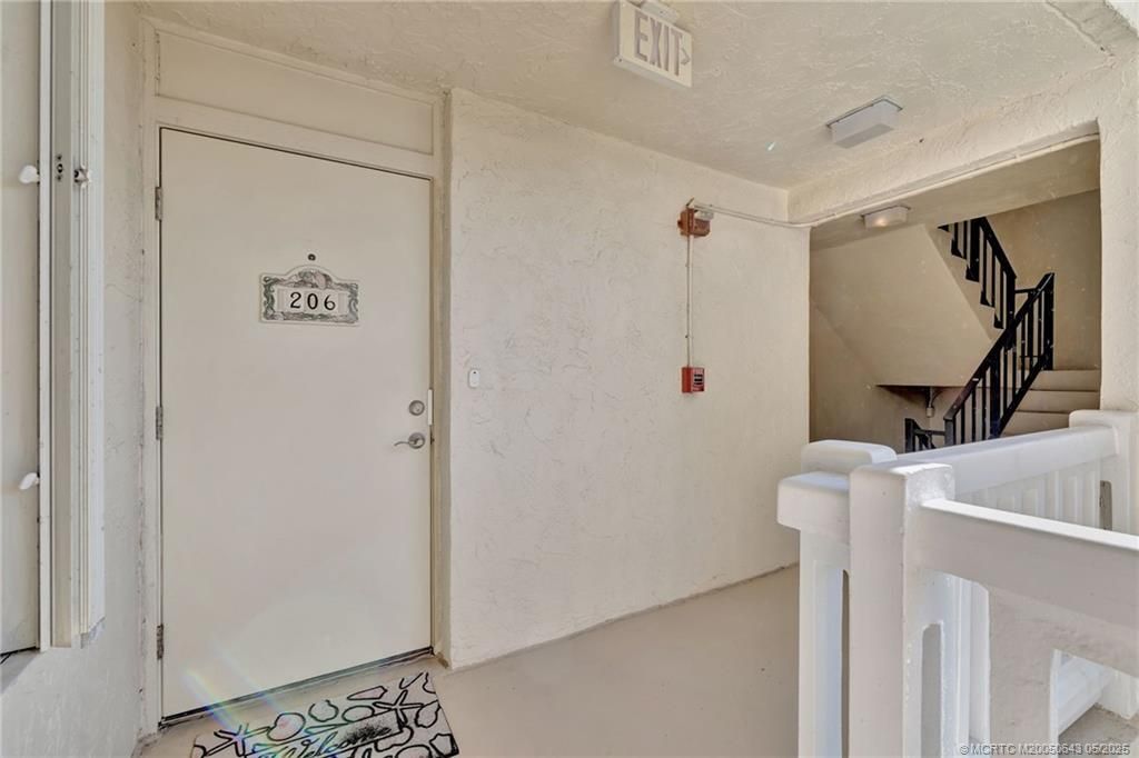 10000 S Ocean Drive, Unit 206, Jensen Beach, FL 34957 Photo