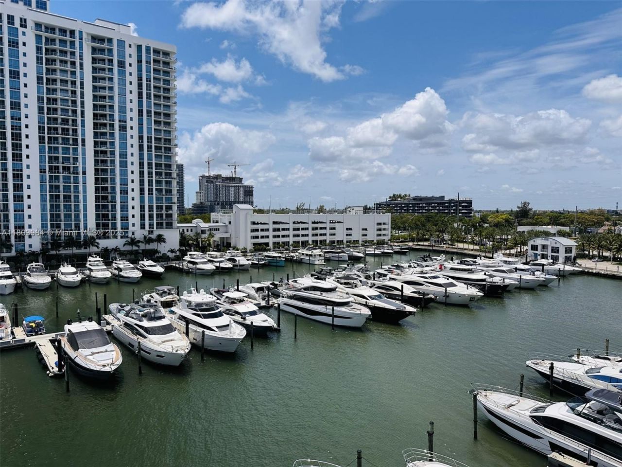 17211 Biscayne Blvd #013, Miami, FL 33160 Photo