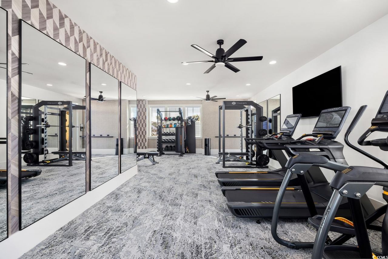 283 Ferretti St. Photo 16