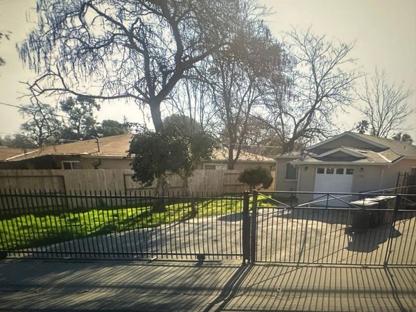 940 Rivera Dr, Sacramento, CA 95838