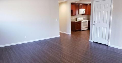 940 Rivera Dr, Sacramento, CA 95838 Photo