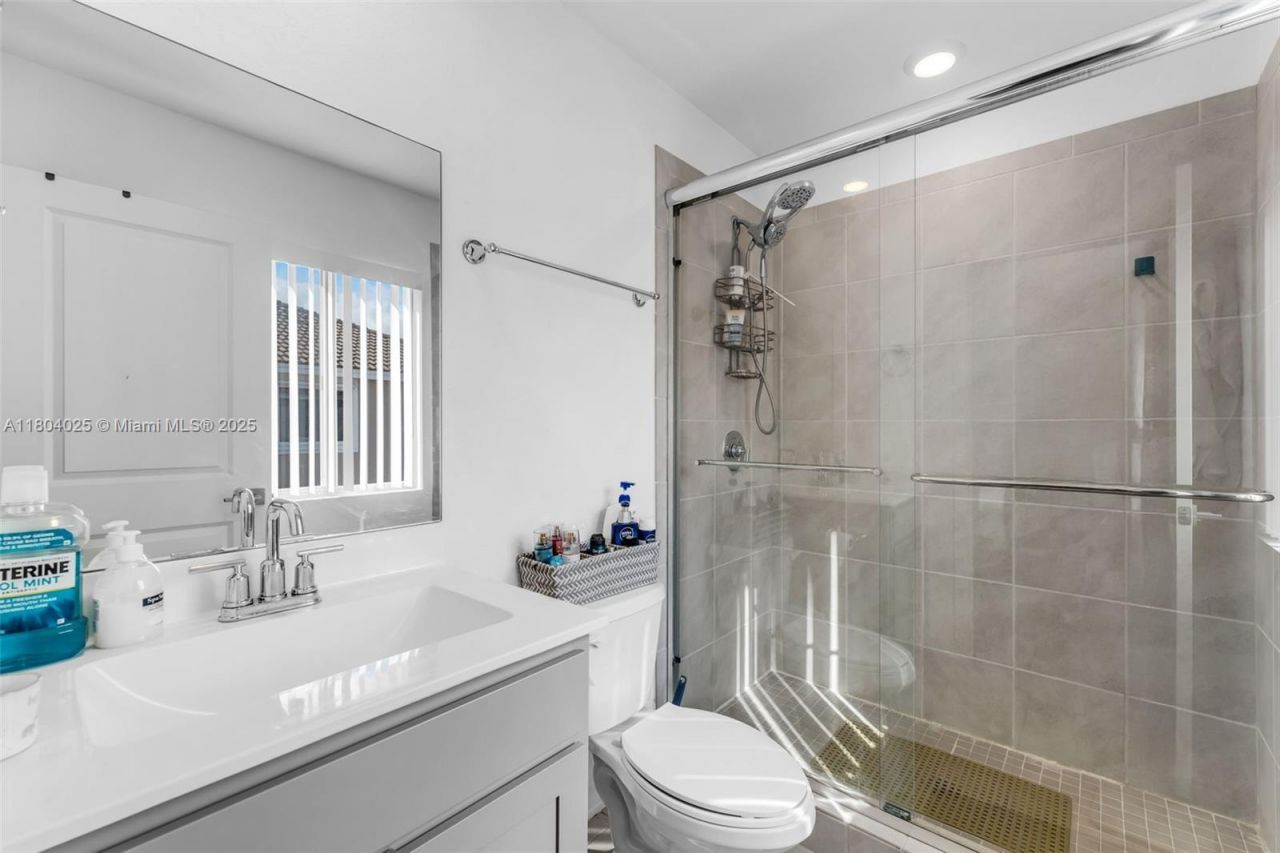 1056 SE 24th Ave, Homestead, FL 33035 Photo