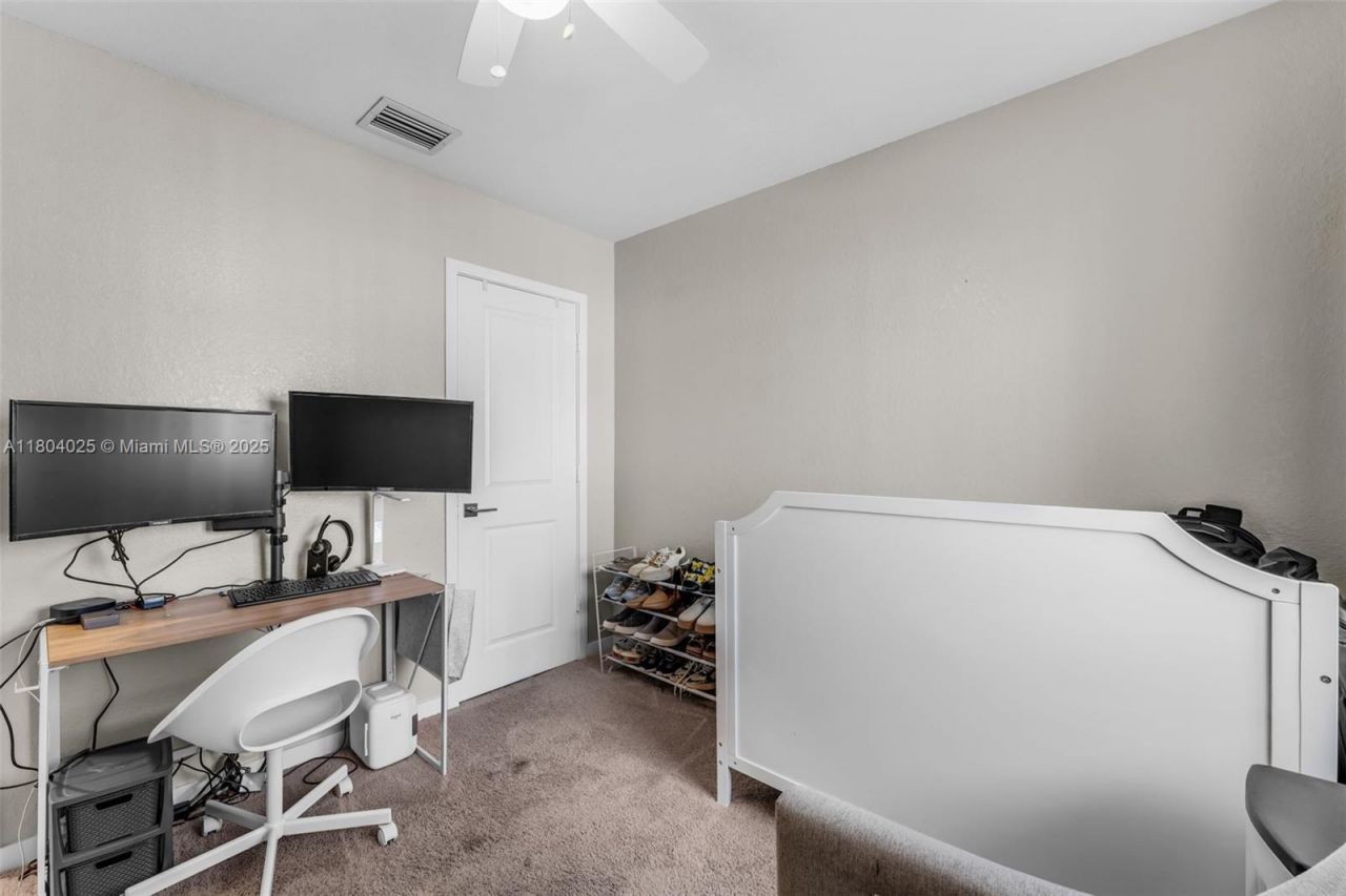 1056 SE 24th Ave, Homestead, FL 33035 Photo