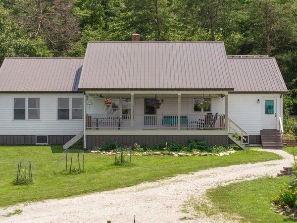 201 Cave Hill Road, Munfordville, KY 42765