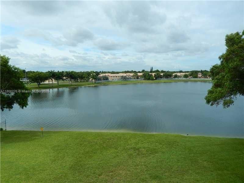 8560 N Sherman Cir, Unit 402, Miramar, FL 33025 Photo