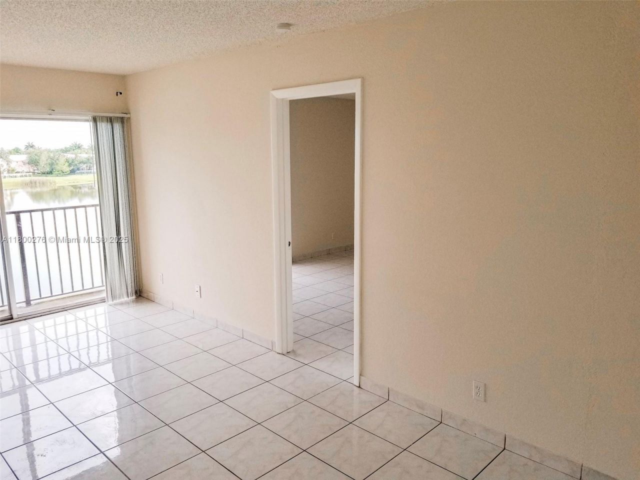 8560 N Sherman Cir, Unit 402, Miramar, FL 33025 Photo