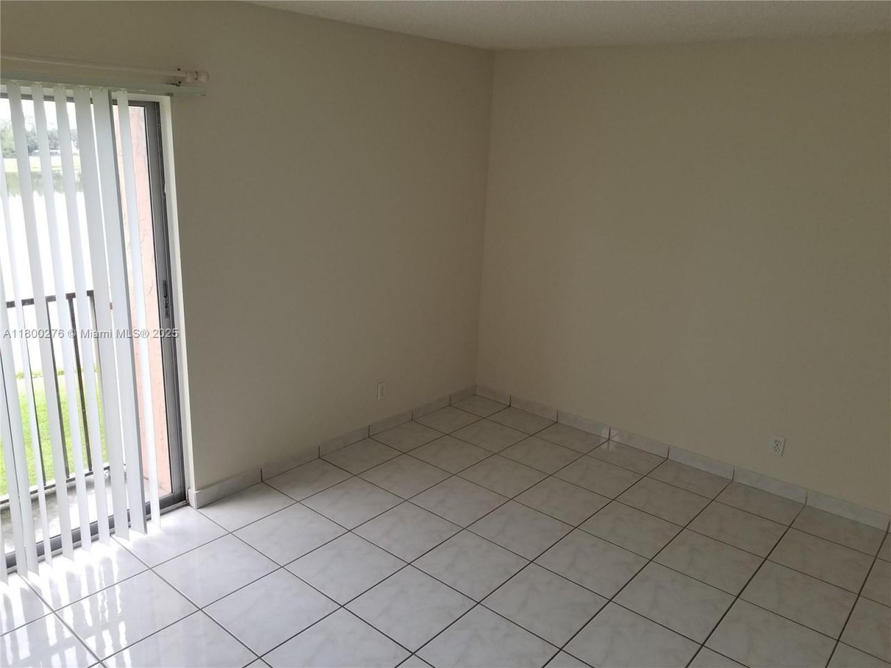 8560 N Sherman Cir, Unit 402, Miramar, FL 33025 Photo