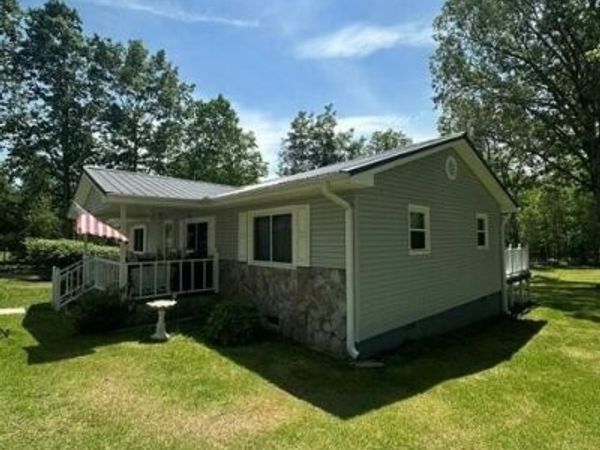 11901 Highway 150, Sequatchie, TN 37374