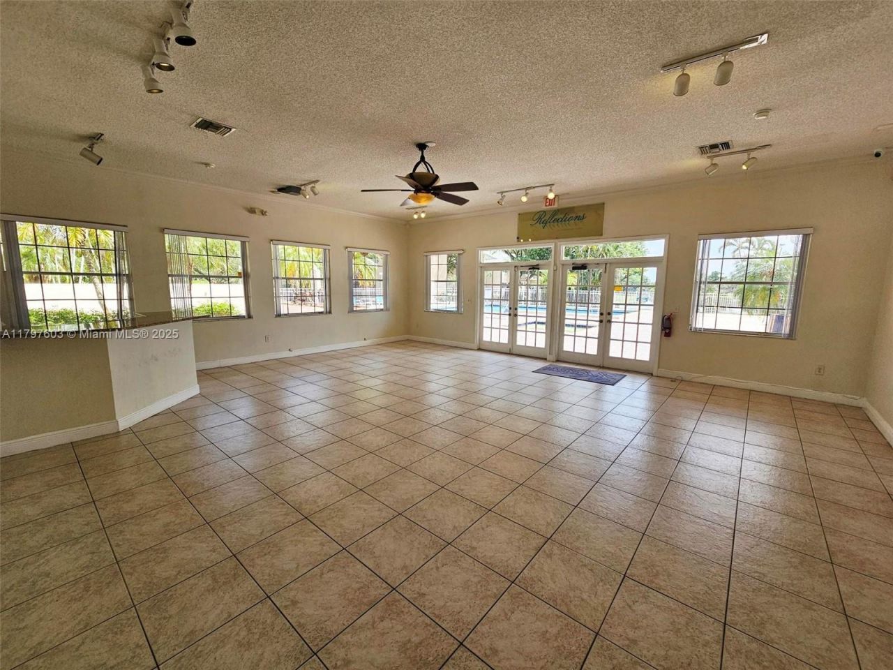 2151 NW 96 Terr, Unit 15L, Pembroke Pines, FL 33024 Photo