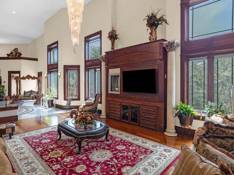 Property Image 12