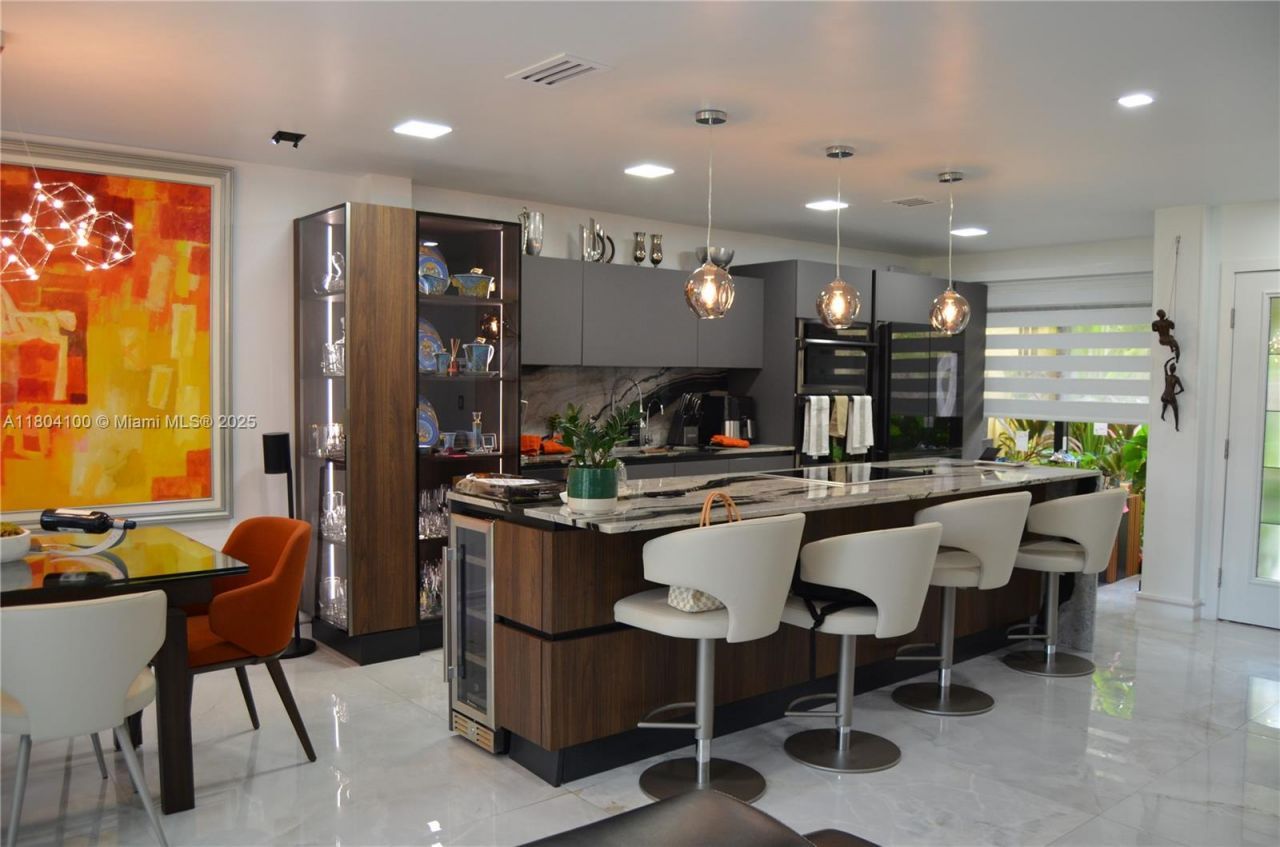 3629 Estepona Ave, Doral, FL 33178 Photo