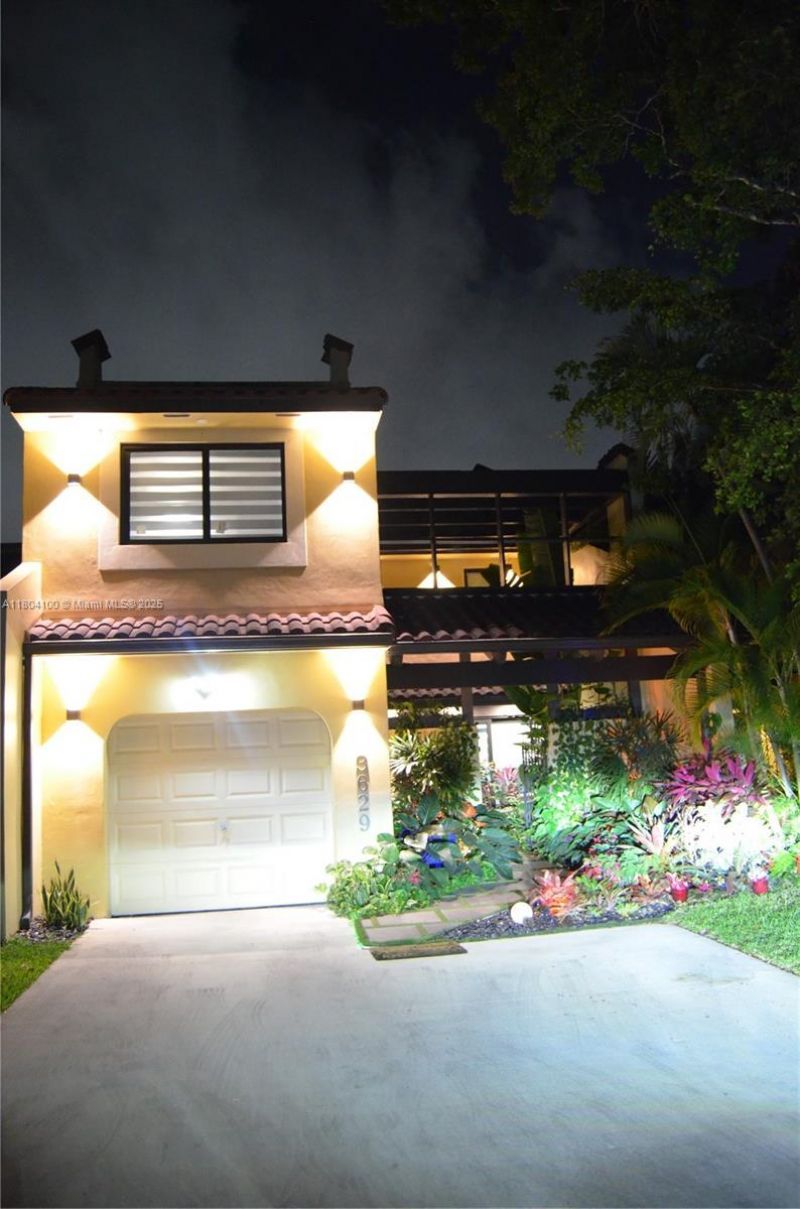 3629 Estepona Ave, Doral, FL 33178 Photo