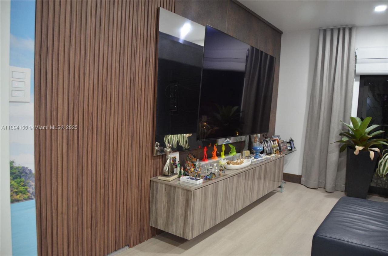 3629 Estepona Ave, Doral, FL 33178 Photo