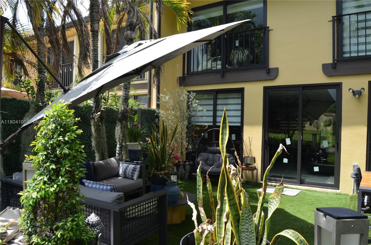 3629 Estepona Ave, Doral, FL 33178 Photo